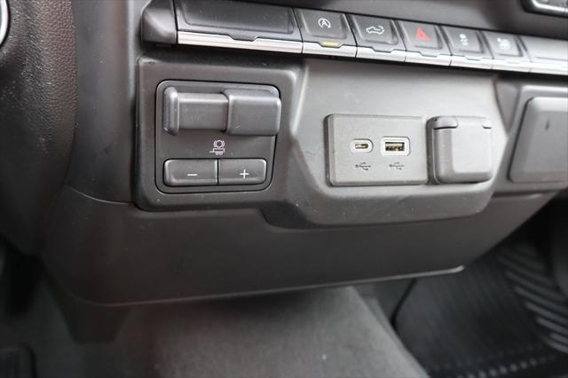 Photo of 2020 Summit White Chevrolet Silverado 1500