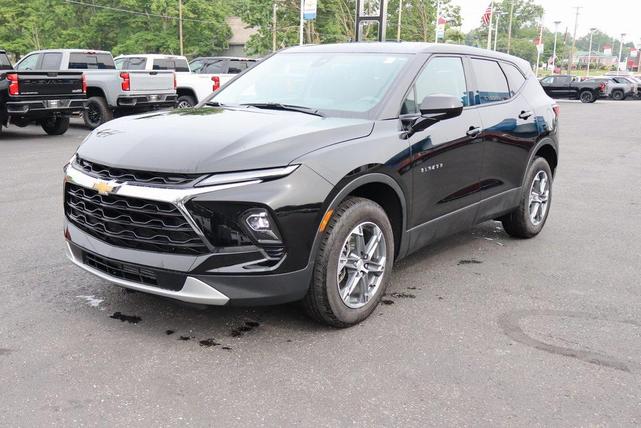 Photo of 2023 Black Chevrolet Blazer