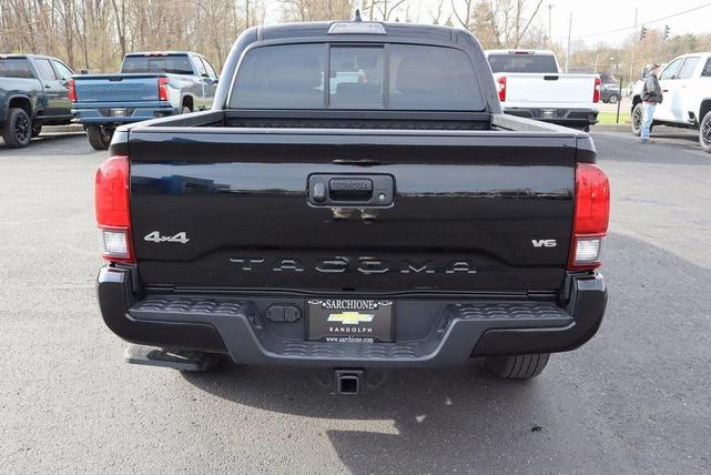 Photo of 2023 Black Toyota Tacoma