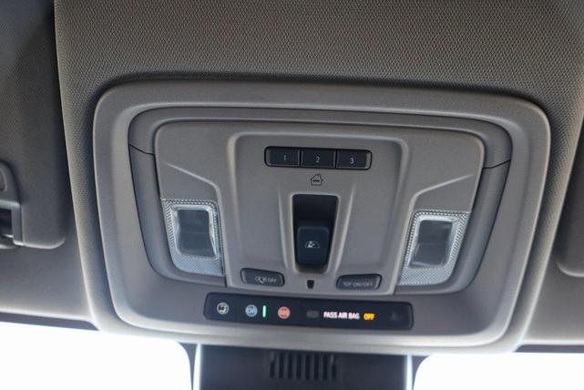 Photo of 2022 Glacier Blue Metallic Chevrolet Silverado 1500