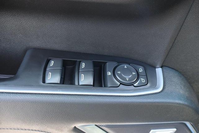 Photo of 2022 Glacier Blue Metallic Chevrolet Silverado 1500
