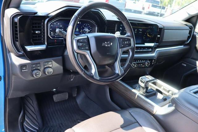 Photo of 2022 Glacier Blue Metallic Chevrolet Silverado 1500