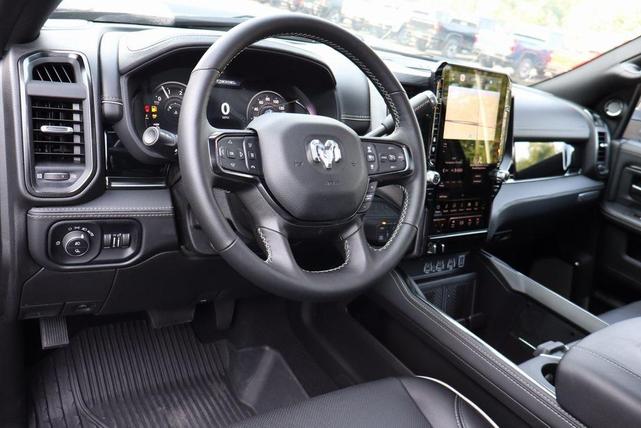 Photo of 2025 Granite Crystal Metallic Clearcoat RAM 2500