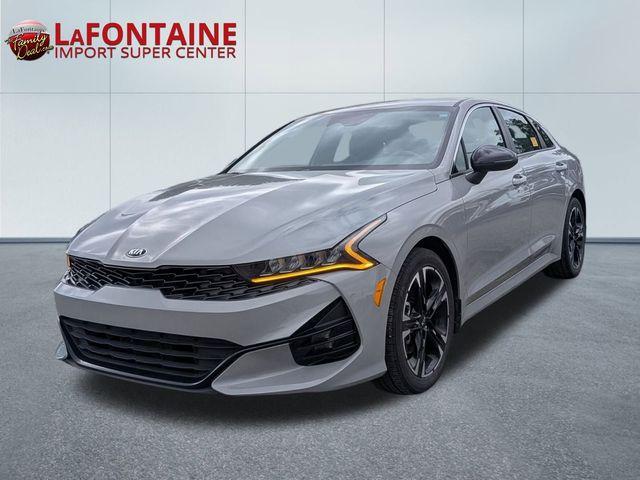 Photo of 2021 Wolf Gray Kia K5