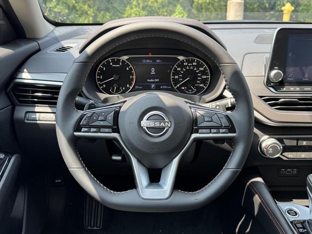 Photo of 2025 Bluestone Pearl Nissan Altima