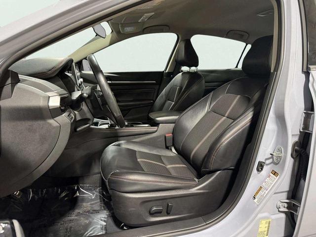 Photo of 2024 Brilliant Silver Metallic Nissan Altima