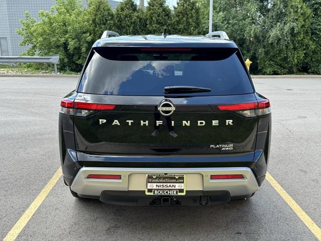 Photo of 2025 Super Black Nissan Pathfinder