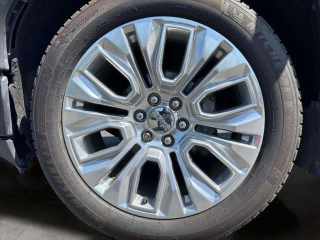 Photo of 2021 Onyx Black GMC Sierra 1500