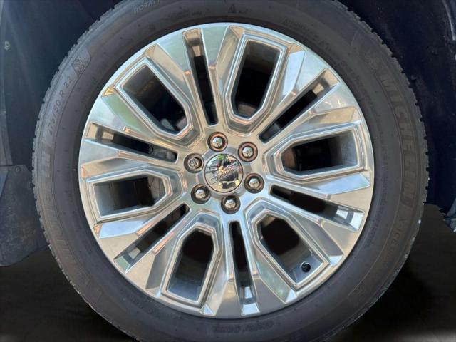 Photo of 2021 Onyx Black GMC Sierra 1500