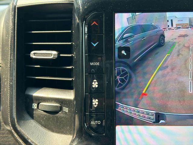 Photo of 2022 Diamond Black Crystal Pearlcoat RAM 1500