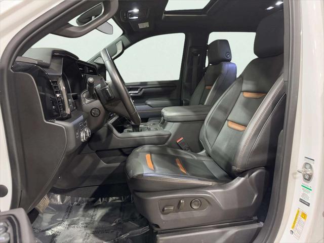 Photo of 2023 White Frost Tricoat GMC Sierra 1500