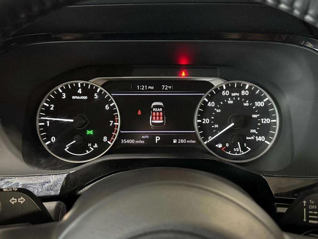 Photo of 2024 Pearl White Tricoat Nissan Pathfinder