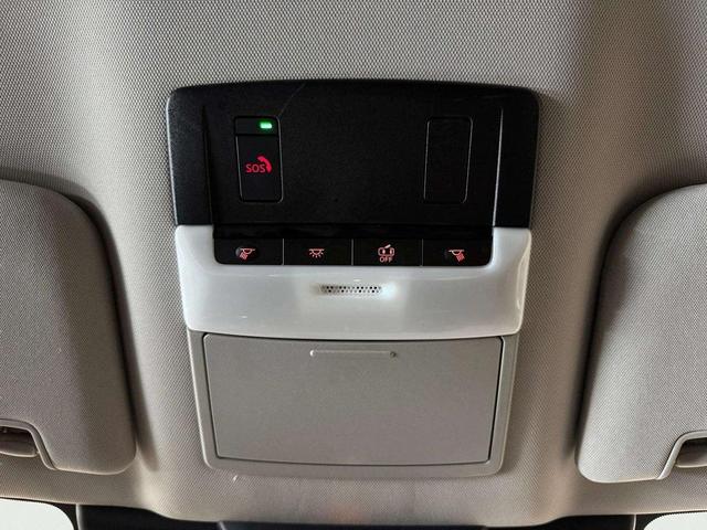 Photo of 2024 Pearl White Tricoat Nissan Pathfinder