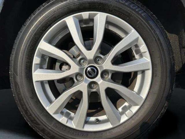 Photo of 2022 Magnetic Black Pearl Nissan Rogue Sport