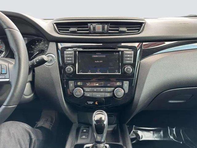 Photo of 2022 Magnetic Black Pearl Nissan Rogue Sport