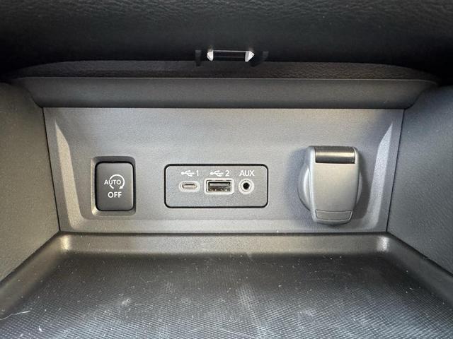 Photo of 2025 Gun Metallic Nissan Sentra