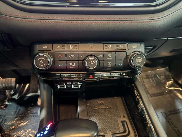 Photo of 2023 White Knuckle Clearcoat Dodge Durango