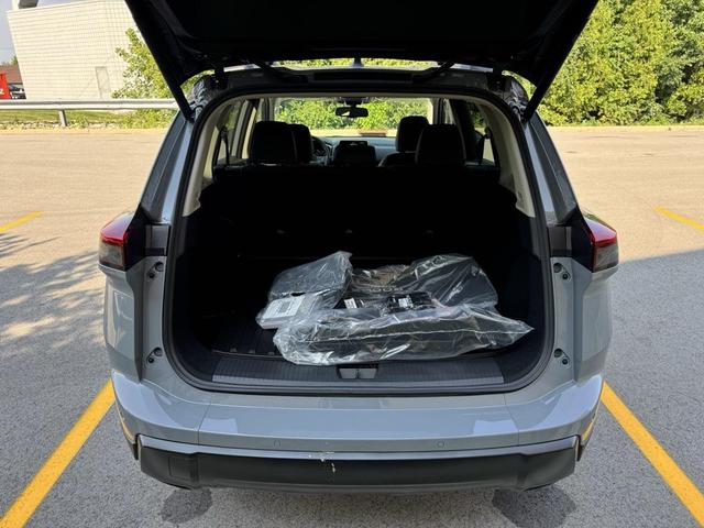 Photo of 2026 Boulder Gray Nissan Rogue