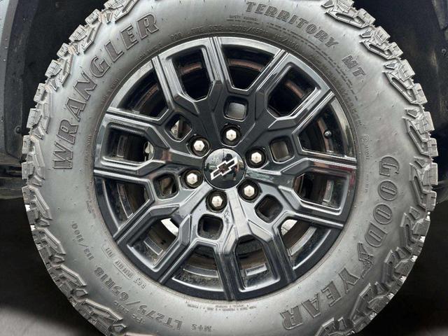 Photo of 2023 Harvest Bronze Metallic Chevrolet Colorado