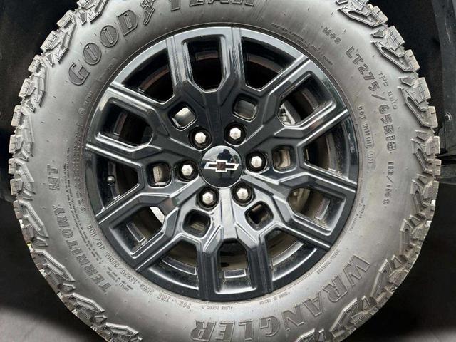 Photo of 2023 Harvest Bronze Metallic Chevrolet Colorado