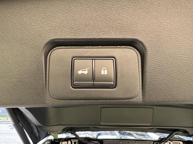 Photo of 2026 Super Black Nissan Rogue