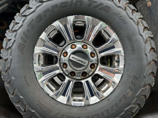 Photo of 2019 Agate Black Metallic Ford F-250