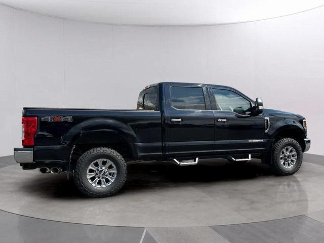 Photo of 2019 Agate Black Metallic Ford F-250