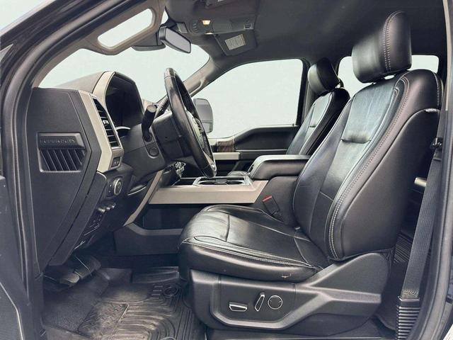Photo of 2019 Agate Black Metallic Ford F-250