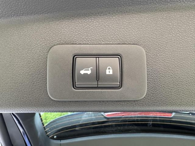 Photo of 2025 Deep Ocean Blue Pearl Nissan Murano