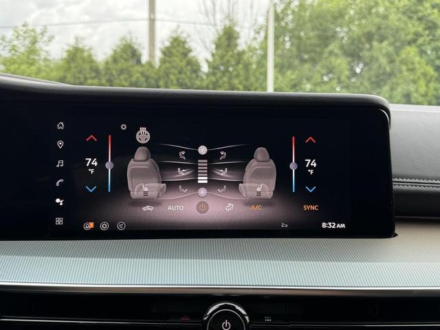 Photo of 2025 Deep Ocean Blue Pearl Nissan Murano