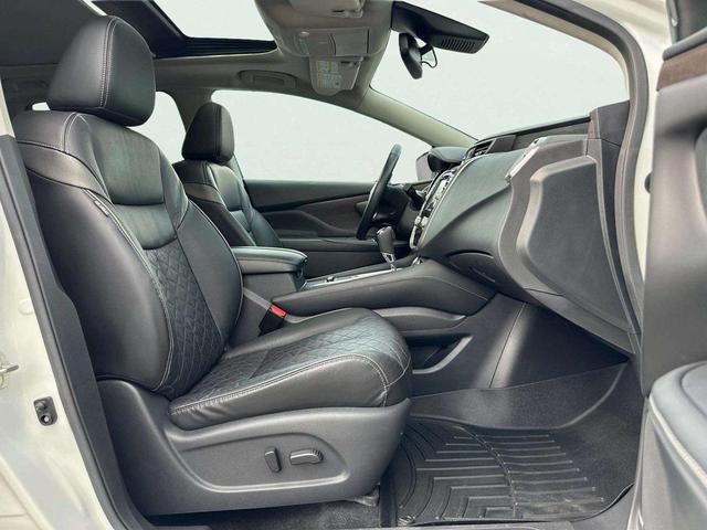 Photo of 2020 Pearl White Tricoat Nissan Murano
