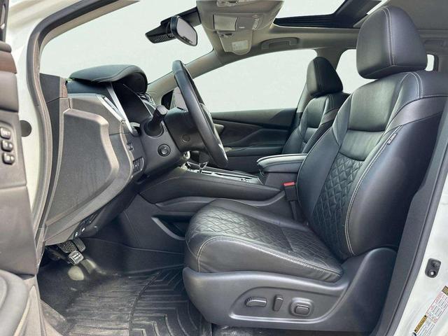 Photo of 2020 Pearl White Tricoat Nissan Murano