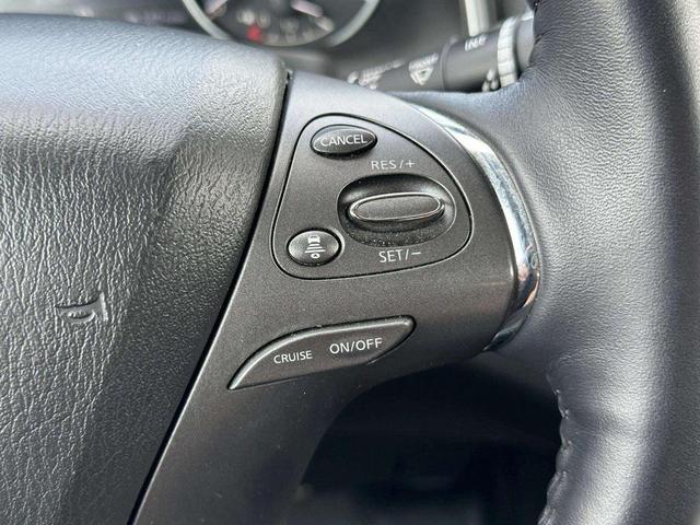 Photo of 2020 Pearl White Tricoat Nissan Murano