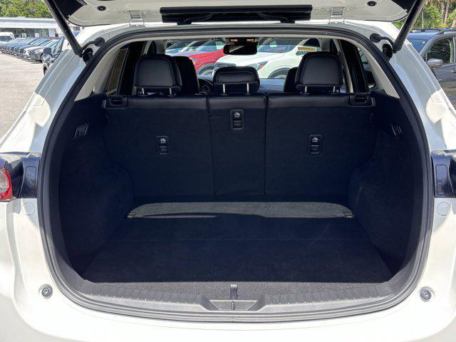 Photo of 2021 Snowflake White Pearl Mica Mazda CX-5