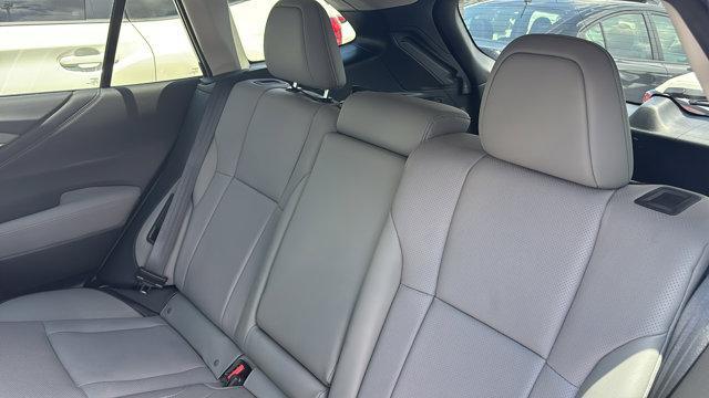 Photo of 2025 Cosmic Blue Pearl Subaru Outback