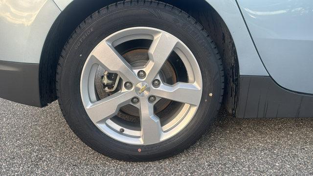 Photo of 2014 Silver Topaz Metallic Chevrolet Volt