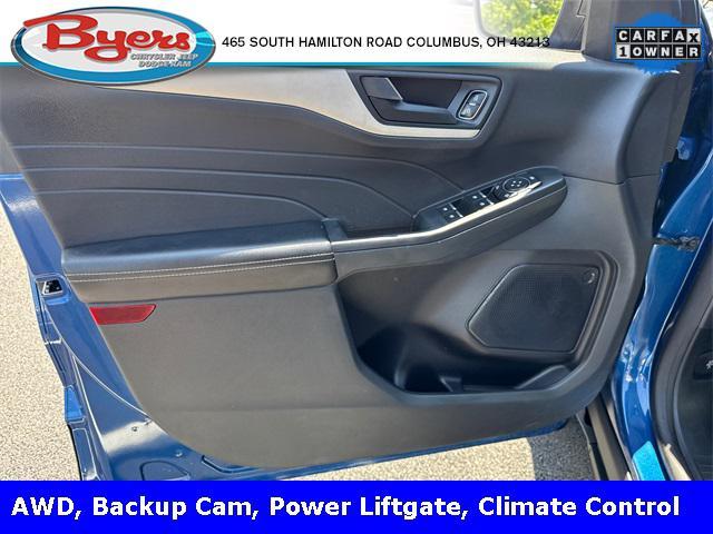 Photo of 2022 Atlas Blue Metallic Ford Escape