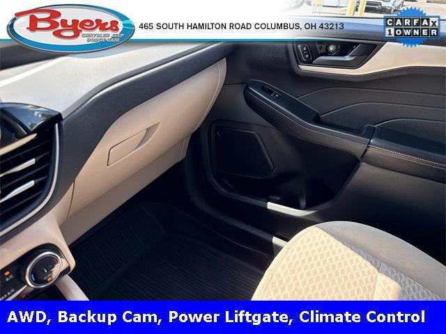 Photo of 2022 Atlas Blue Metallic Ford Escape