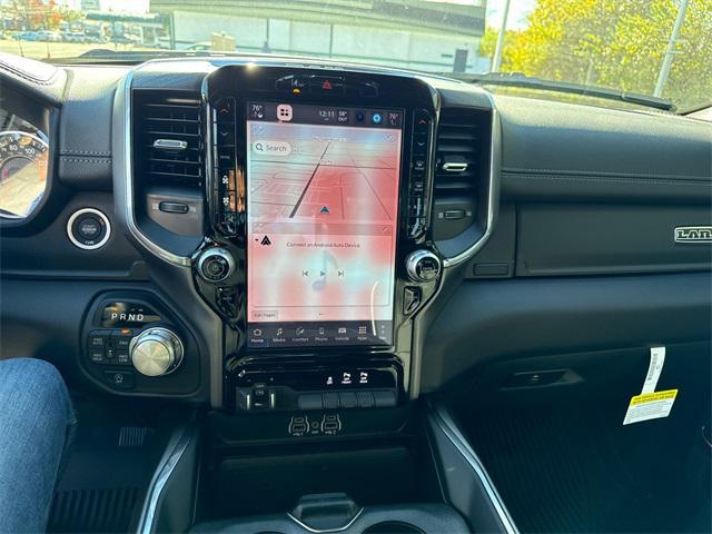 Photo of 2025 Diamond Black Crystal Pearlcoat RAM 1500