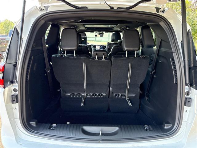 Photo of 2026 Pw7 Chrysler Pacifica