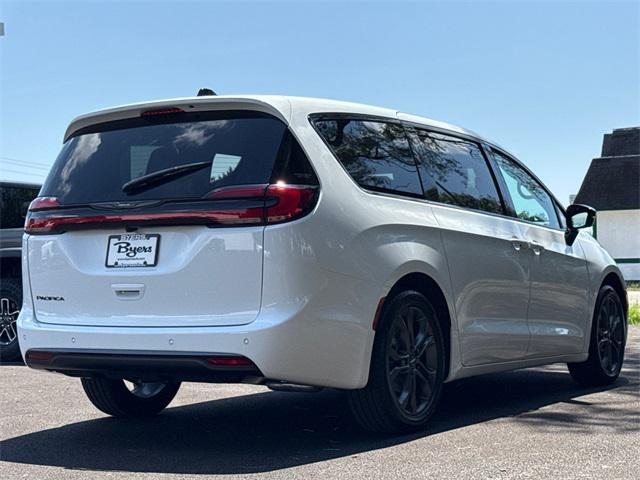 Photo of 2026 Pw7 Chrysler Pacifica
