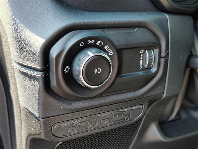 Photo of 2025 Granite Crystal Metallic Clearcoat Jeep Wrangler