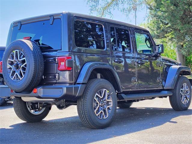 Photo of 2025 Granite Crystal Metallic Clearcoat Jeep Wrangler