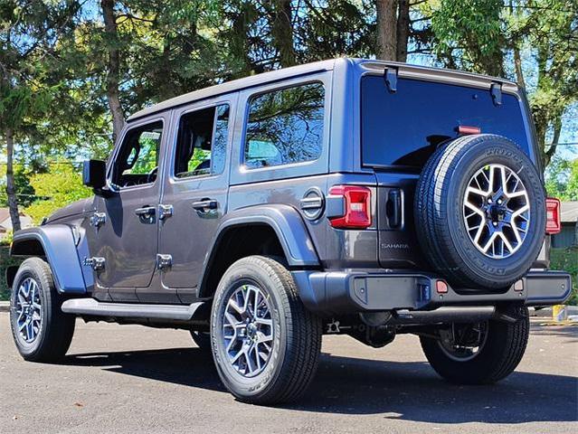 Photo of 2025 Granite Crystal Metallic Clearcoat Jeep Wrangler