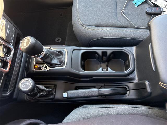 Photo of 2025 Black Clearcoat Jeep Wrangler
