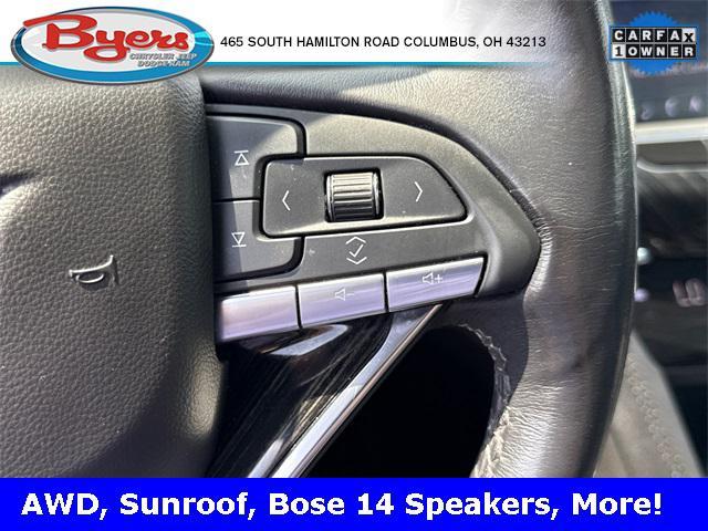 Photo of 2023 Crystal White Tricoat Cadillac XT6
