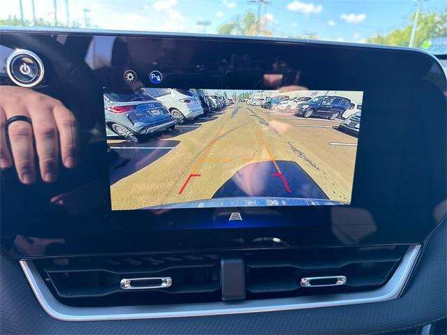 Photo of 2025 Sterling Gray Metallic Chevrolet Equinox