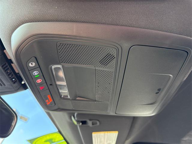 Photo of 2025 Sterling Gray Metallic Chevrolet Equinox