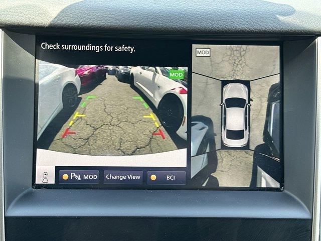 Photo of 2022 White INFINITI Q50