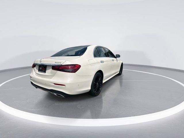 Photo of 2022 White Mercedes-Benz E-Class